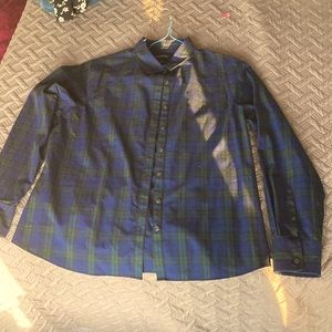 Lands’ End- size 8P ladies button down plaid shirt